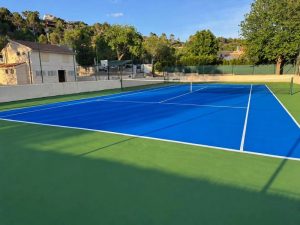 El Ayuntamiento finaliza la rehabilitación integral de la pista de tenis en Nuevo Chinchón